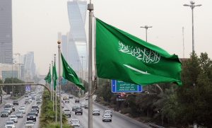 رفع نسبة توطين 18 مهنة في التسويق والمبيعات والحد الأدنى للأجور 5500 ريال