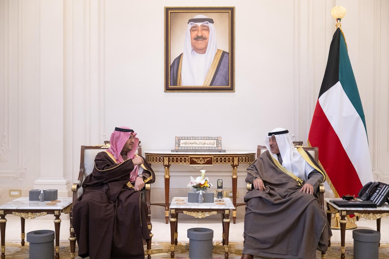 You are currently viewing ولي عهد دولة الكويت يستقبل الأمير تركي بن محمد بن فهد