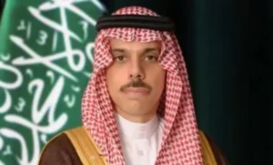 وزير الخارجية يبحث مع نظيره الأردني مستجدات المنطقة وإدانة اعتداءات إيران