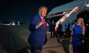 بعثات أمريكية في عشر دول بالشرق الأوسط تحذر من إغلاق أجواء وتعطل رحلات.. وترامب يعود إلى البيت الأبيض قبل موعده